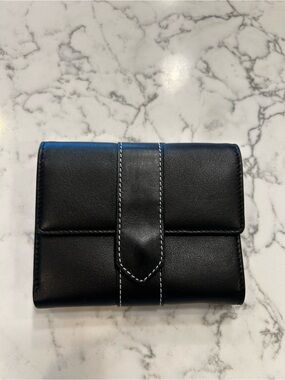 NWOT Red Envelope Black Nappa Leather Wallet Small